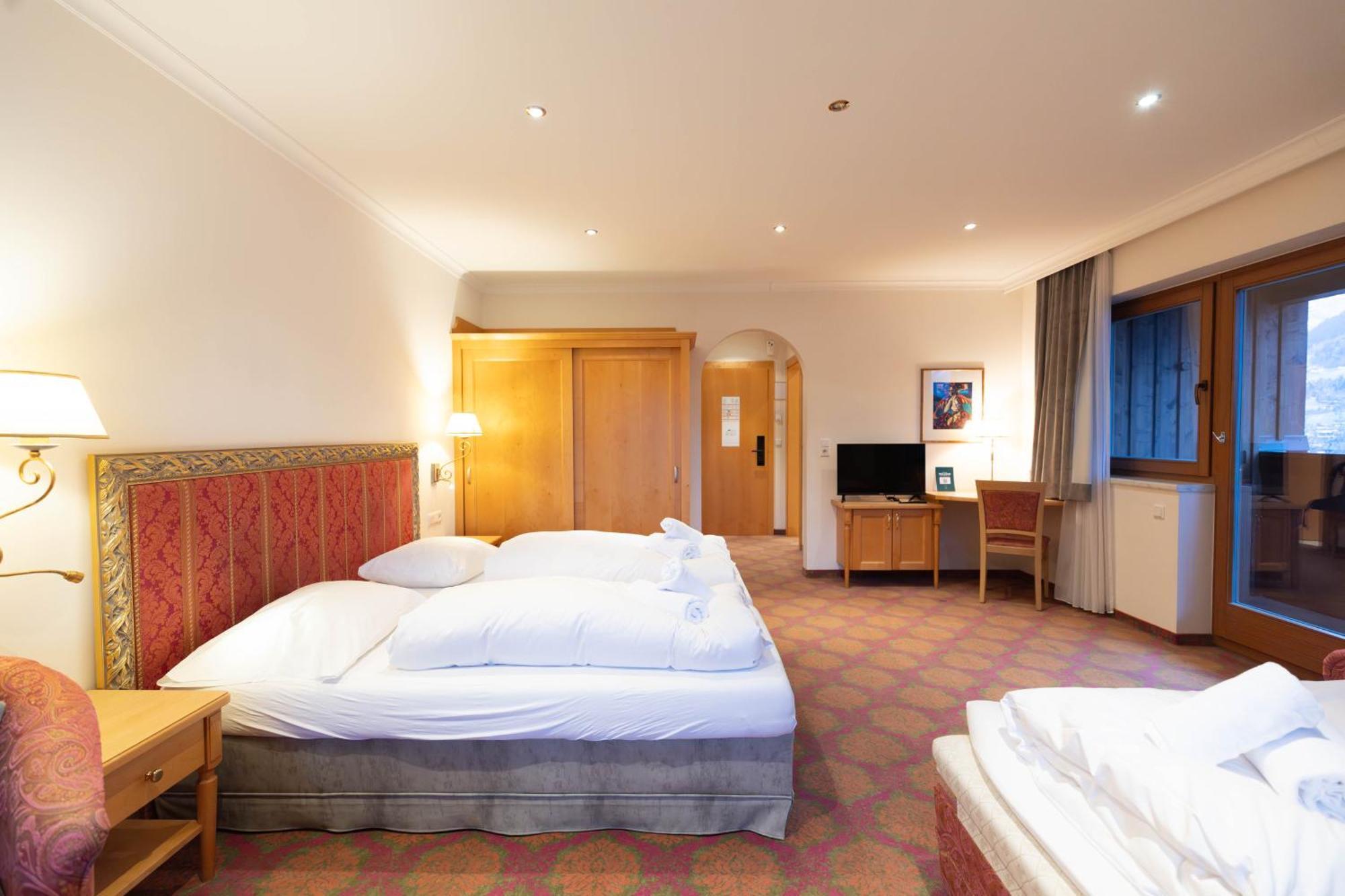 Heart Hotel Nordstern Mayrhofen Εξωτερικό φωτογραφία